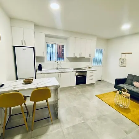 Apartment La Casita De Julia Buzanada